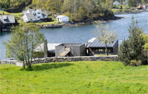 Amazing home in Sjernarøy with WiFi and 3 Bedrooms